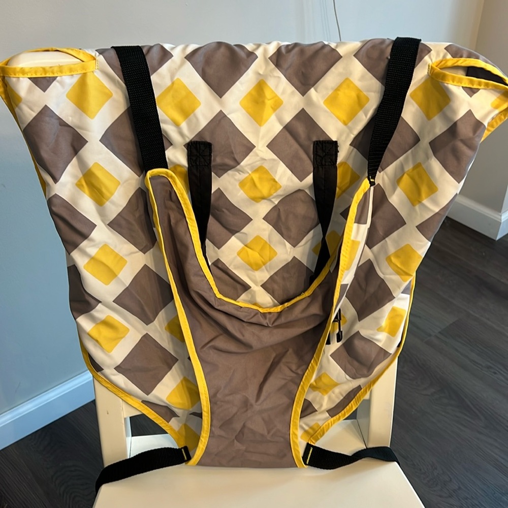EASY SEAT Portable Washable Cloth Travel Easy Seat High Chair w/ 1 Click Setup